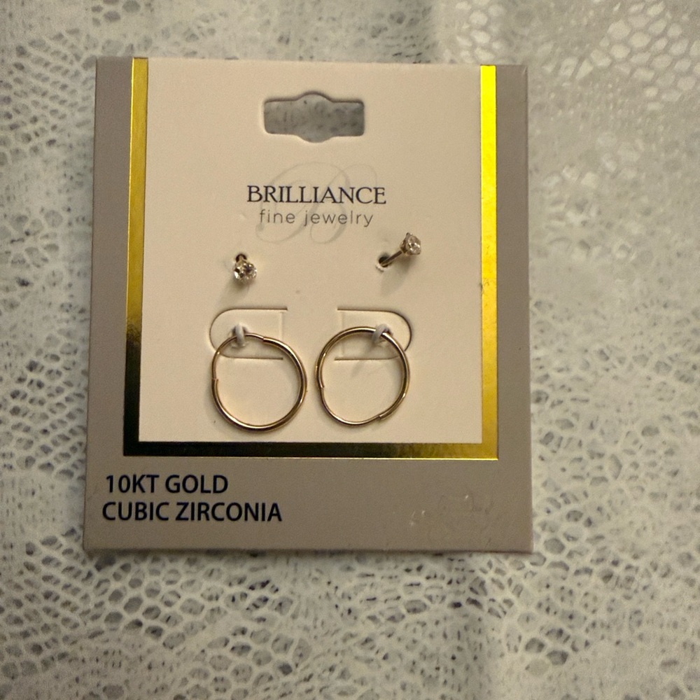 10KT Gold Cubic Zirconia Earrings stamp small kids - Picture 5 of 9